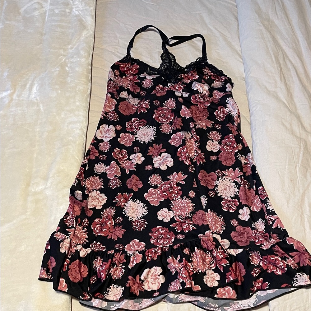 Marilyn Monroe Black Lace and Pink Floral Nightgown